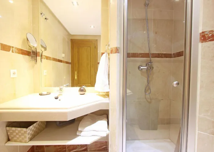 1126 Beachfront High Standard With Terrace